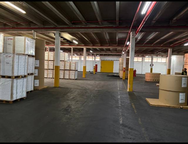 3,600M² WAREHOUSE TO LET IN JACOBS